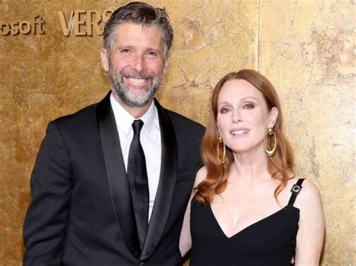 Bart Freundlich: Who is Julianne Moore’s husband? How did Julianne Moore meet her husband?